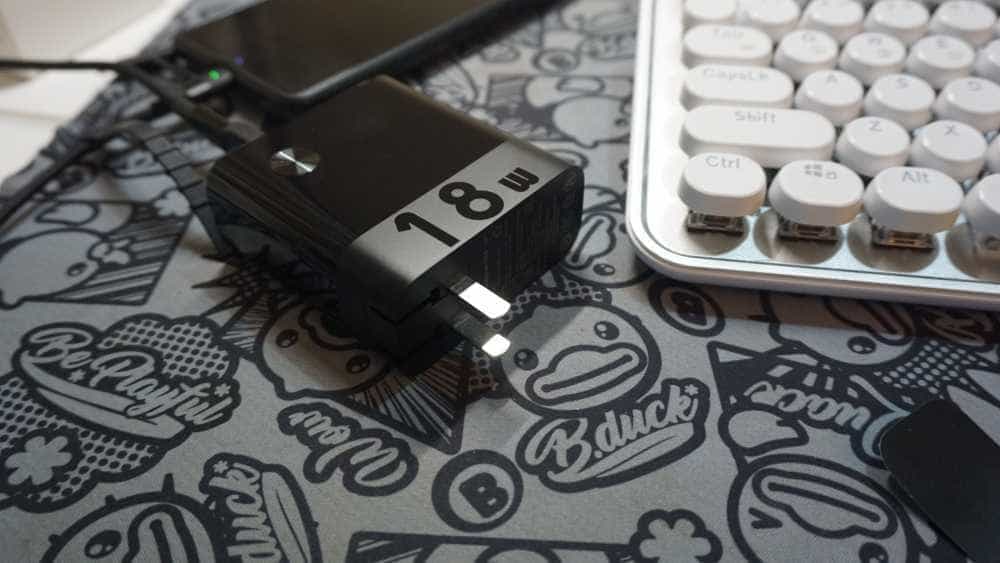 二合一双模充电器+充电宝,居家出行必备产品,18W双口快充