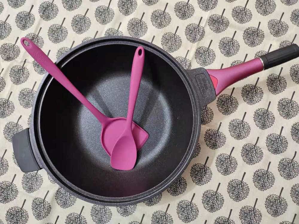 生活不仅油盐酱醋茶 更需要一口锅