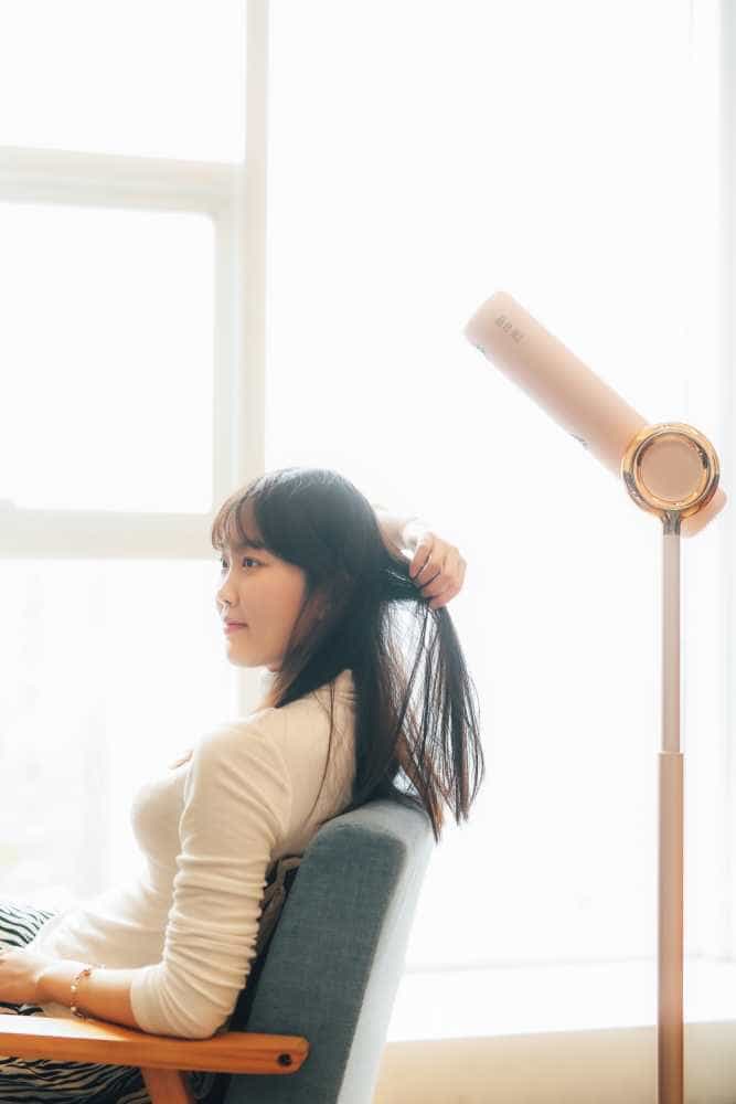 懒人福音,重新定义你的吹发方式-品仕乐立式吹风机