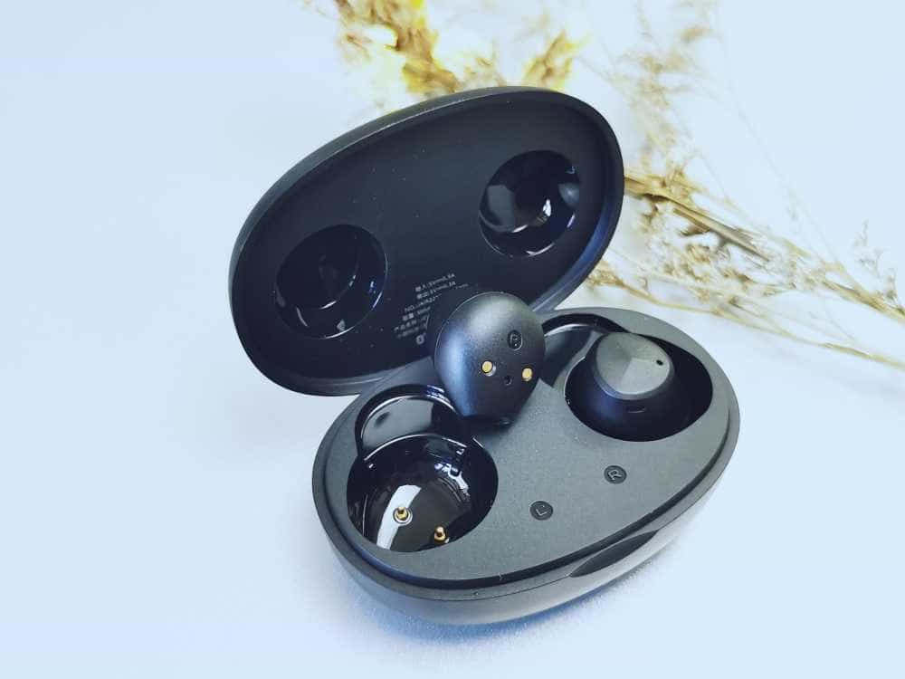 音质一流，这款充满科技感的JEET真无线蓝牙耳机超乎意外