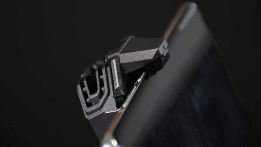 红魔涡轮散热背夹:高速离心风扇 高效静音散热