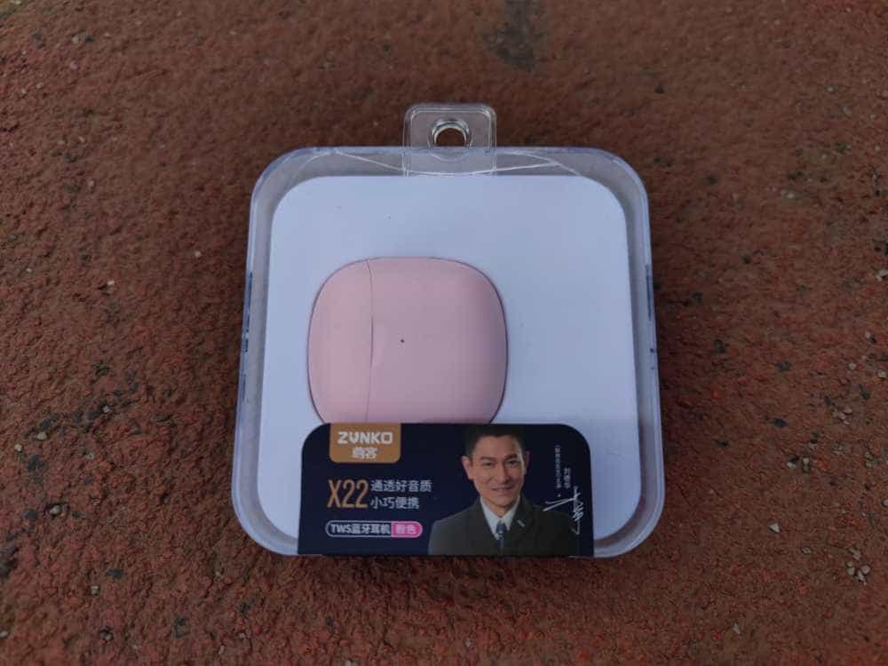 小巧玲珑的外观,粉嫩的颜色,尊客X22带给你无穷想象!