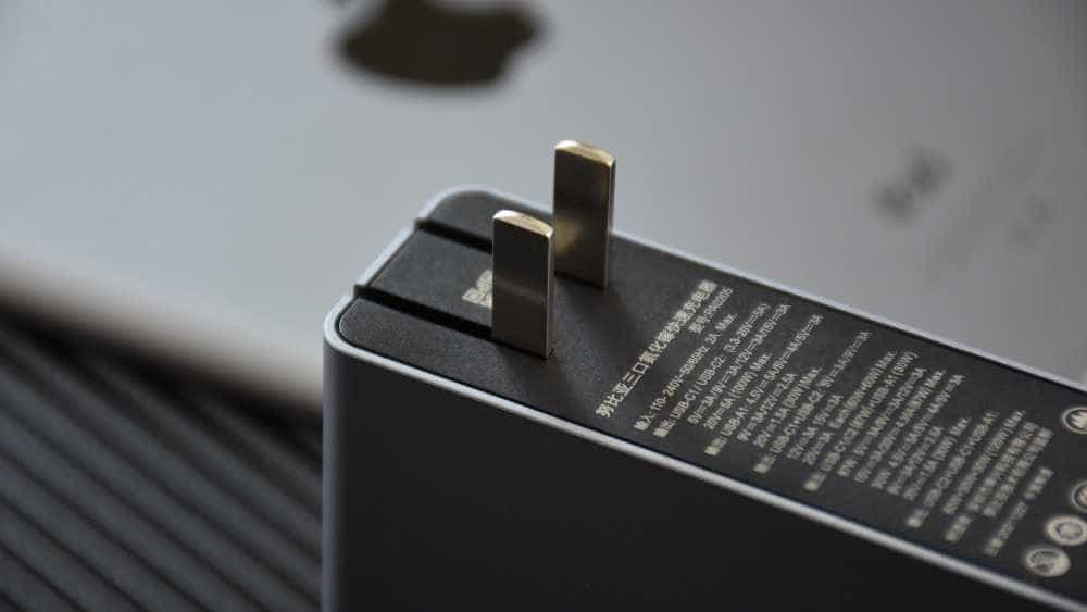 努比亚120W三口氮化镓充电器:第三代GaN加持,三口120W快充