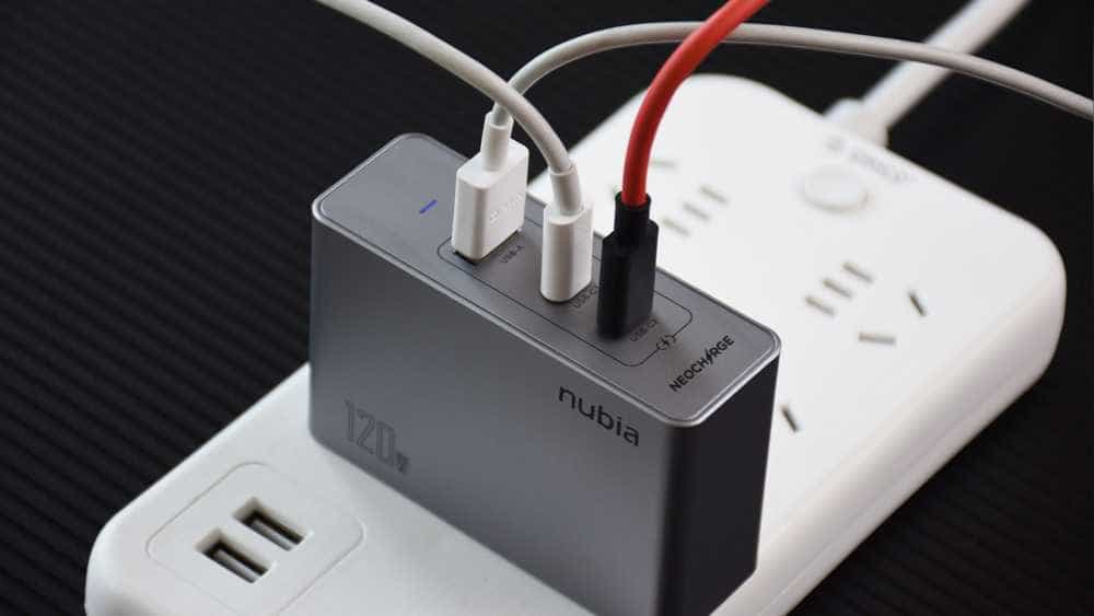 努比亚120W三口氮化镓充电器:第三代GaN加持,三口120W快充