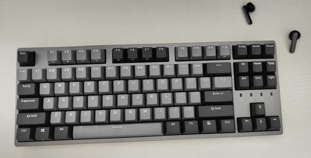 敲代码、码字——杜伽机械键盘「K320 樱桃静音红轴」值得剁手