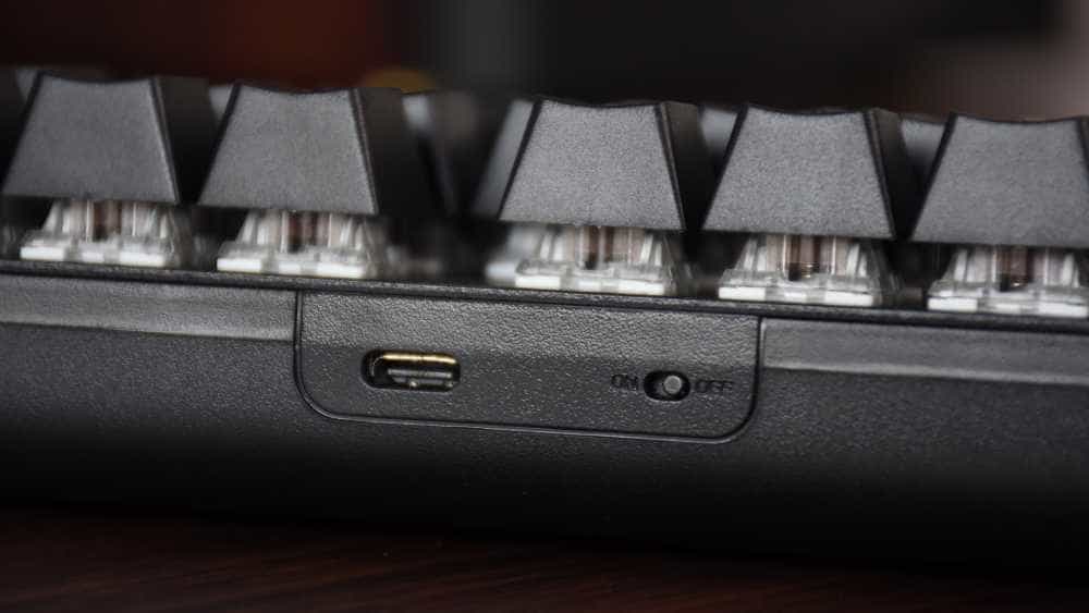 雷柏V500 Pro 87键:自研轴体加持,绚丽灯效点缀