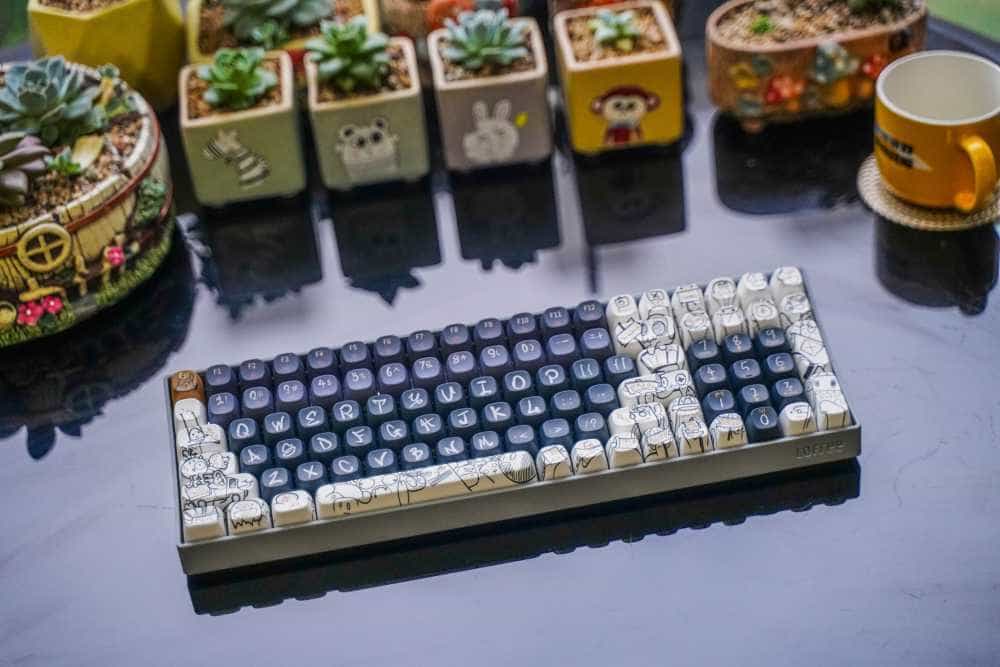 舒适好用,个性随心。入手洛斐小翘100键自定义键盘