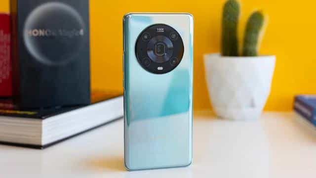 别等iPhone14了,这三款旗舰手机配置更均衡,价格更良心