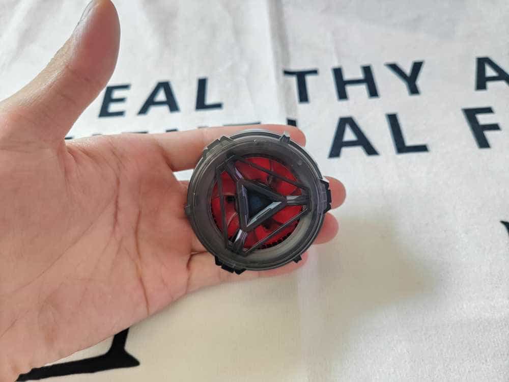 百元就能解决手机发烫的烦恼,红魔磁吸散热器!