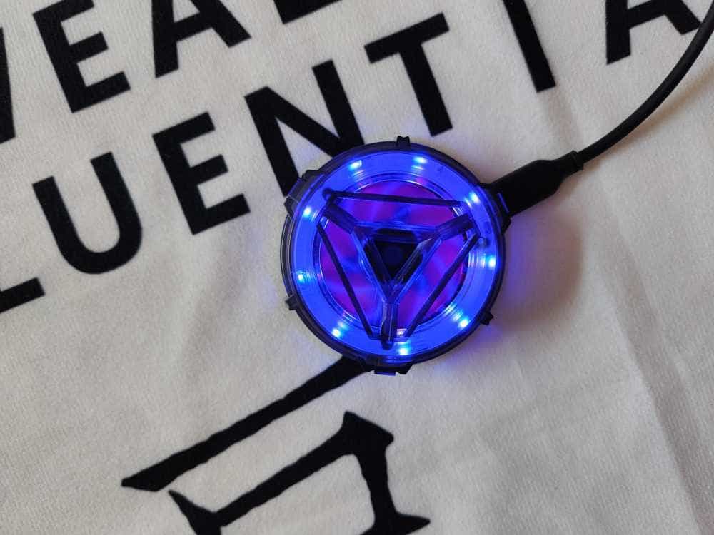 百元就能解决手机发烫的烦恼,红魔磁吸散热器!