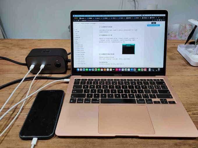 绿联100W充电魔盒，更美、更快、更强