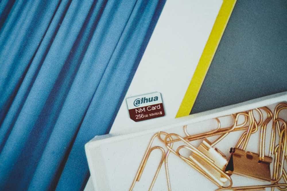 为了扩容而换机？何不手机添加大华NM存储卡？