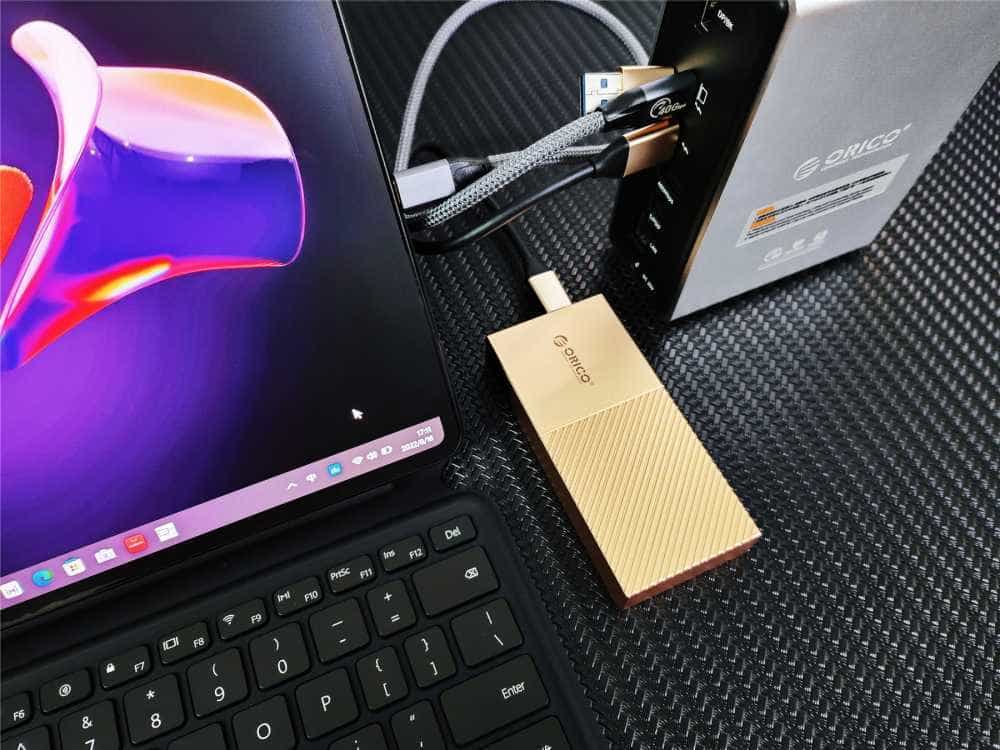 极速40Gbps,兼容雷电3-4,奥睿科USB 4移动固态硬盘盒测评