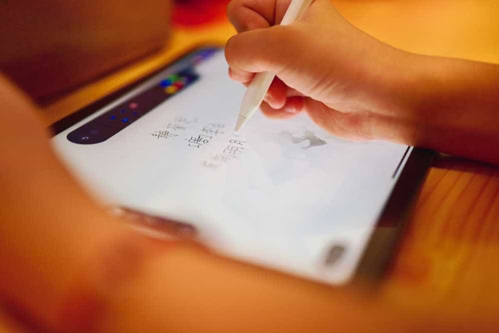 百元价位千元体验,体验南卡Pencil无线充版