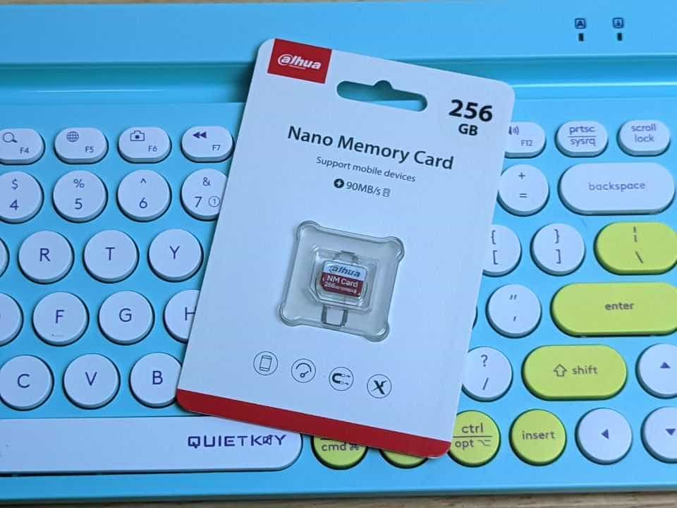 另辟蹊径:一张大华NM存储卡让用了2年的华为老手机再战几年!