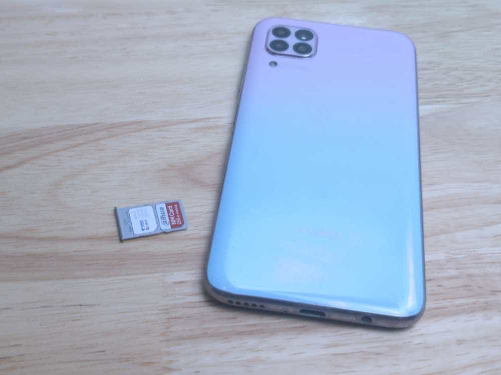 另辟蹊径:一张大华NM存储卡让用了2年的华为老手机再战几年!