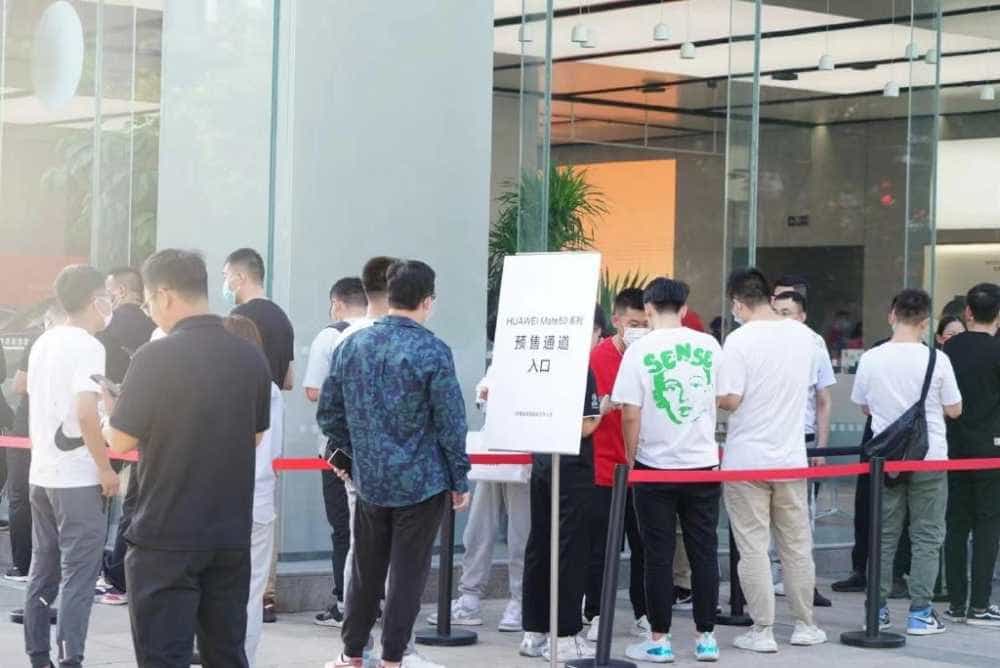 缺点很明显的华为Mate50,销量却丝毫不受影响,开售当天一抢而空