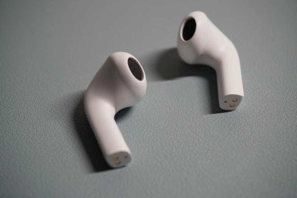 高颜值、性价比、百元价位耳机怎么选?英雄E1体验测评~