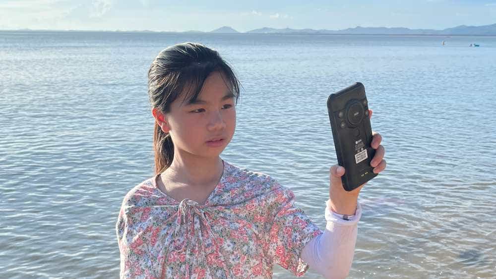 超大音量超长续航的硬核三防智能手机-AGM H5 Pro，户外工作者的完美助手