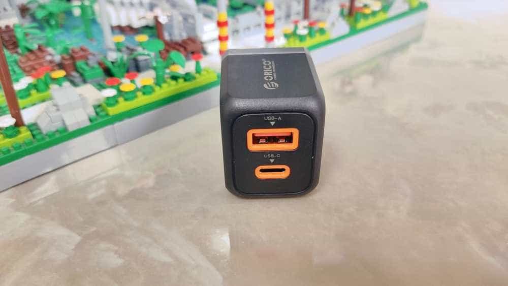 苹果30W线充套装,还得看ORICO M30C  Mini氮化镓充电器