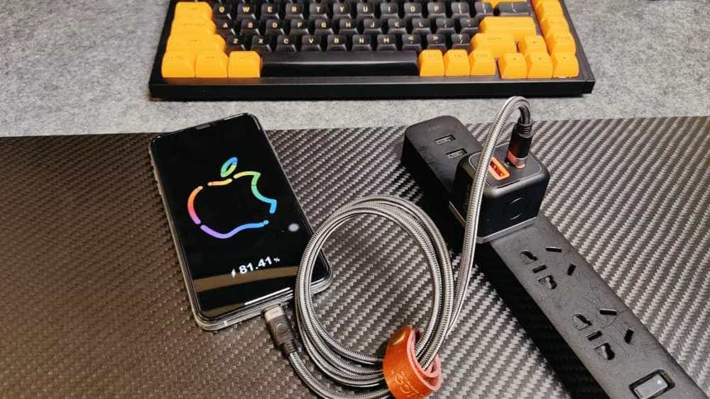 苹果30W线充套装,还得看ORICO M30C  Mini氮化镓充电器