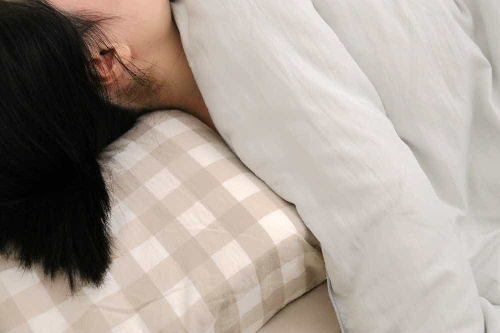 一默太空被睡眠体验:轻盈蓬松,舒适暖和,快速入睡