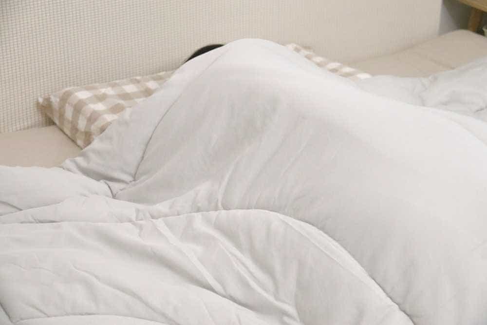 一默太空被睡眠体验:轻盈蓬松,舒适暖和,快速入睡