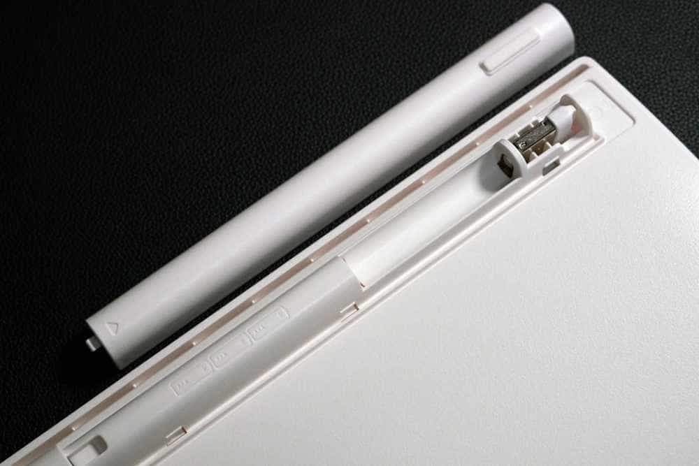 洛斐小翘棉花糖无线机械键盘:软软的、萌萌哒,少女至爱!