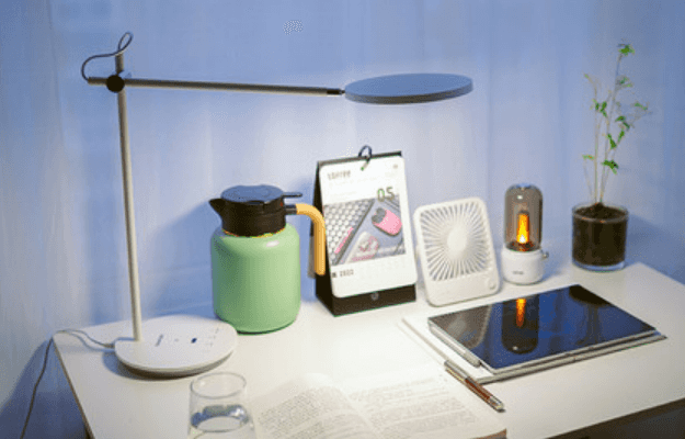 南卡和爱德华护眼灯哪个更好,两款护眼台灯深度对比评测