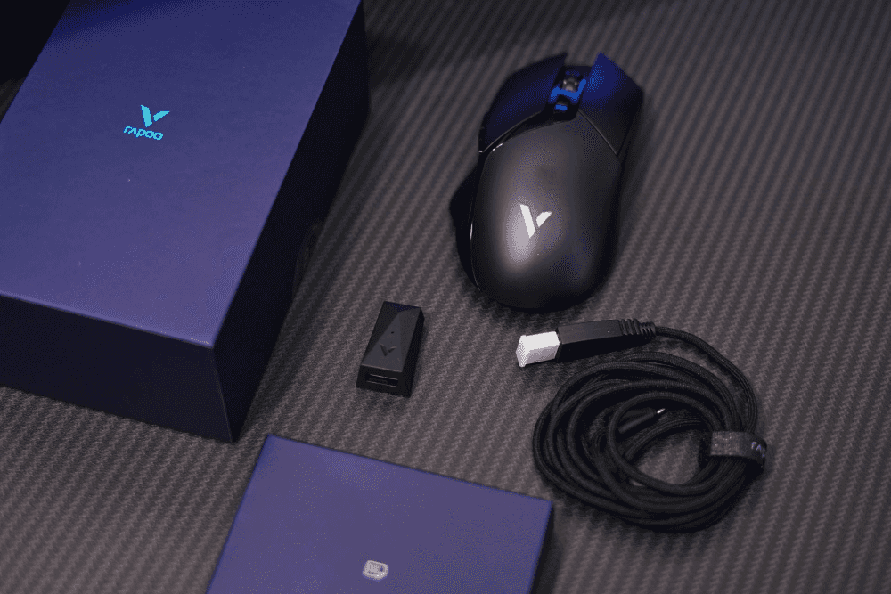 “无线版G402”、160小时续航!雷柏V30W双模无线游戏鼠标测评