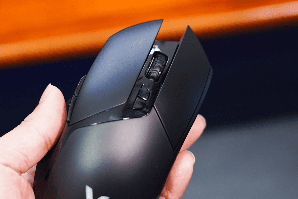 “无线版G402”、160小时续航!雷柏V30W双模无线游戏鼠标测评