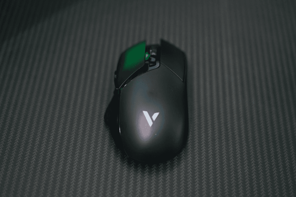 “无线版G402”、160小时续航!雷柏V30W双模无线游戏鼠标测评