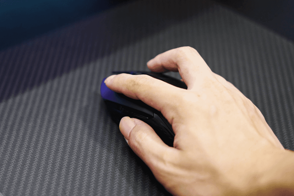 “无线版G402”、160小时续航!雷柏V30W双模无线游戏鼠标测评