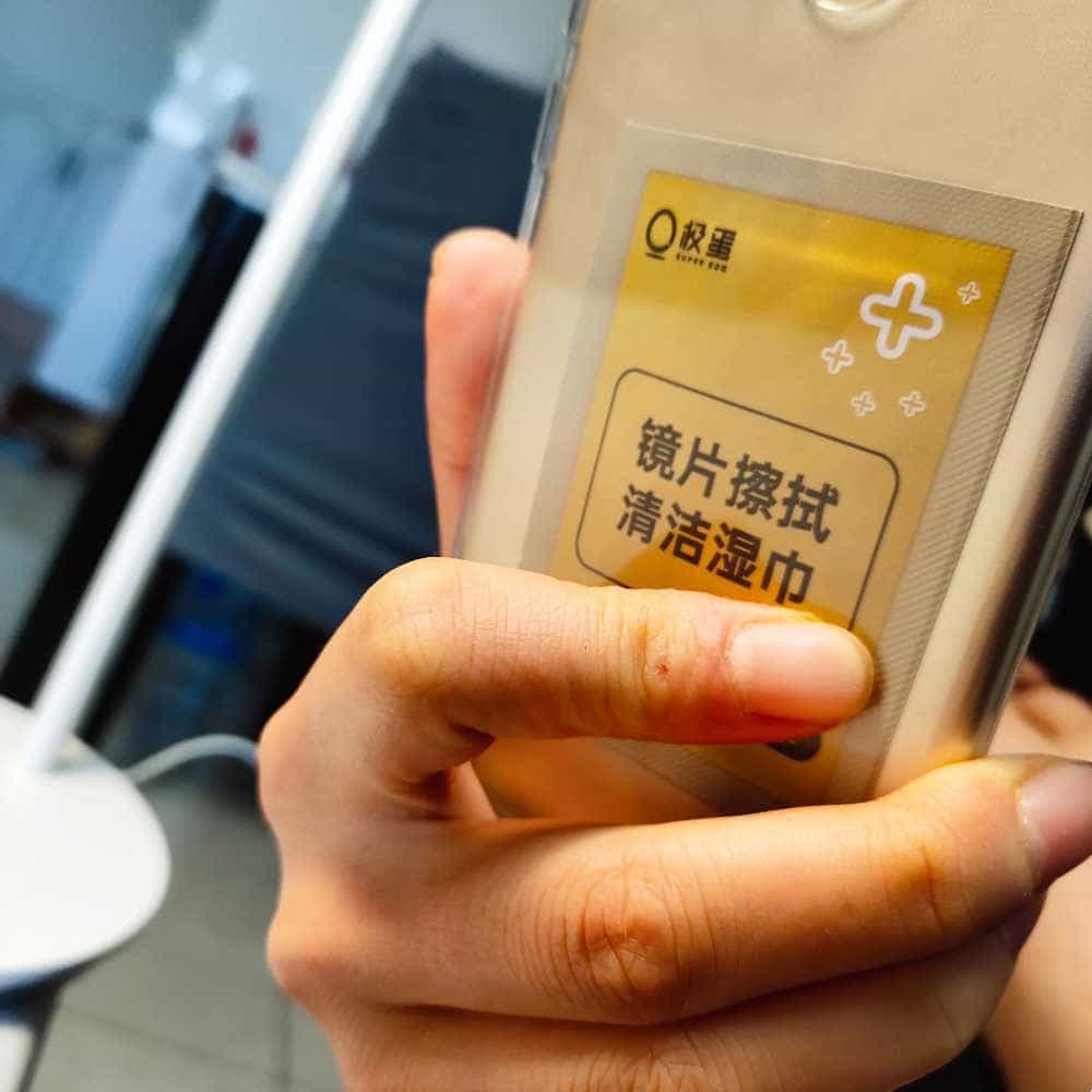 除污祛渍灭菌三效合一，随身便携呵护镜片