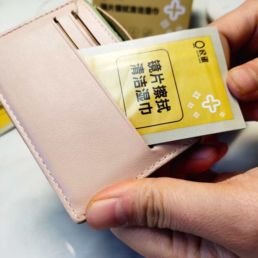 除污祛渍灭菌三效合一，随身便携呵护镜片