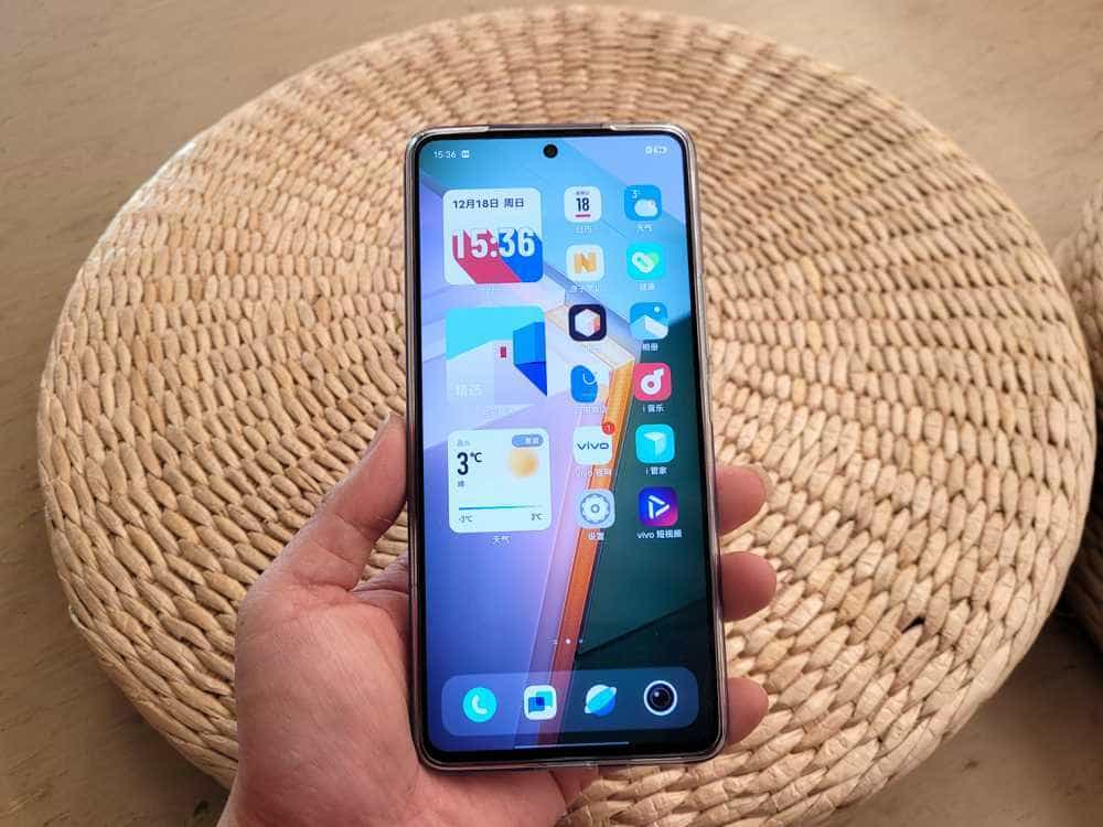 旗舰机里的全能电竞者,iQOO 11 顶配版上手体验