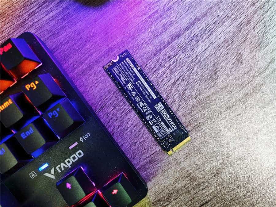 极速&强捍控温!长江存储致态TiPlus7100 SSD上手实测