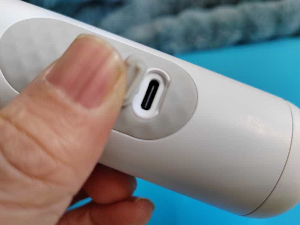 孩子洗头就怕耳朵进水，有没有一款产品能帮到宝爸宝妈们解决这个难题呢？