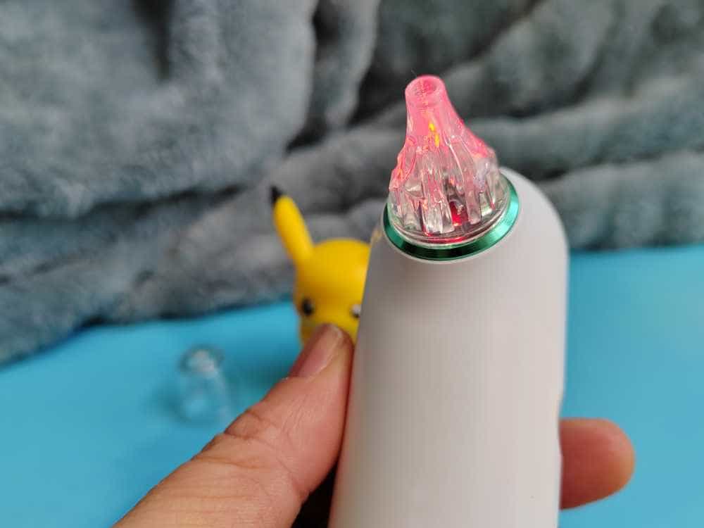 孩子洗头就怕耳朵进水，有没有一款产品能帮到宝爸宝妈们解决这个难题呢？