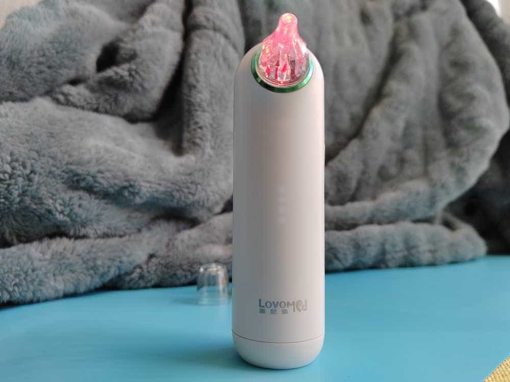 孩子洗头就怕耳朵进水，有没有一款产品能帮到宝爸宝妈们解决这个难题呢？