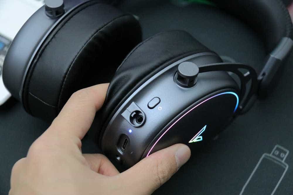 雷柏VH800双模游戏耳机评测：炫酷灯效，无线连接