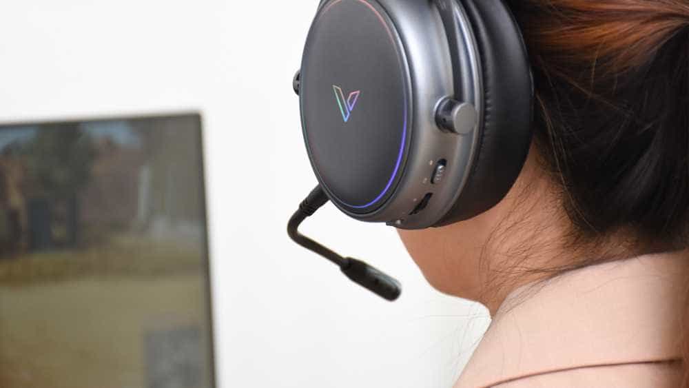 雷柏VH800双模无线游戏耳机：物理双音腔结构，40mm石墨烯发声单元