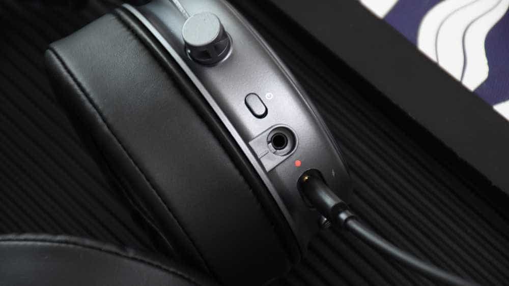 雷柏VH800双模无线游戏耳机：物理双音腔结构，40mm石墨烯发声单元