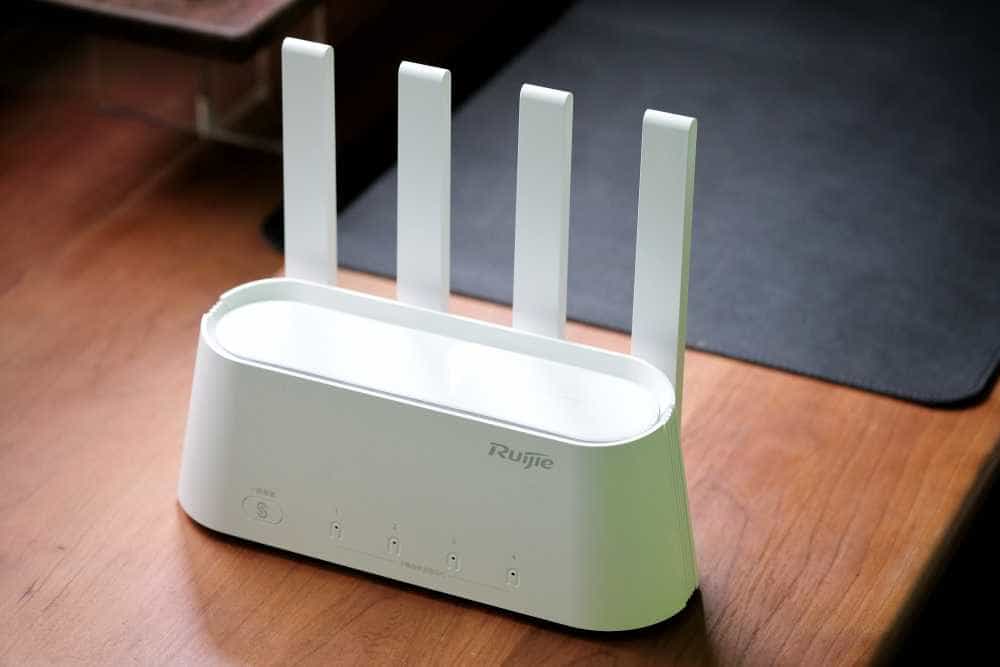 一套锐捷蜂鸟路由套装,解决三层民居网络覆盖难题