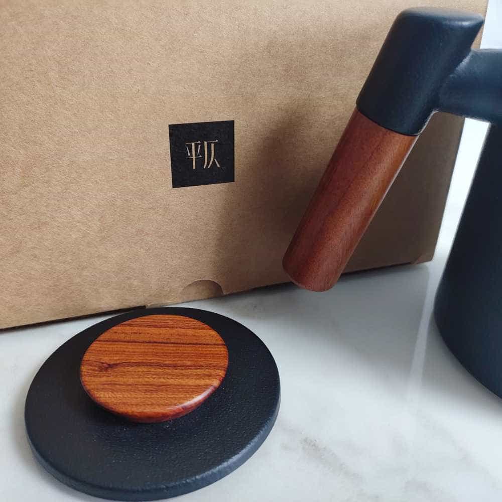 实木质感+茶水分离，平仄木柄泡茶杯真讲究
