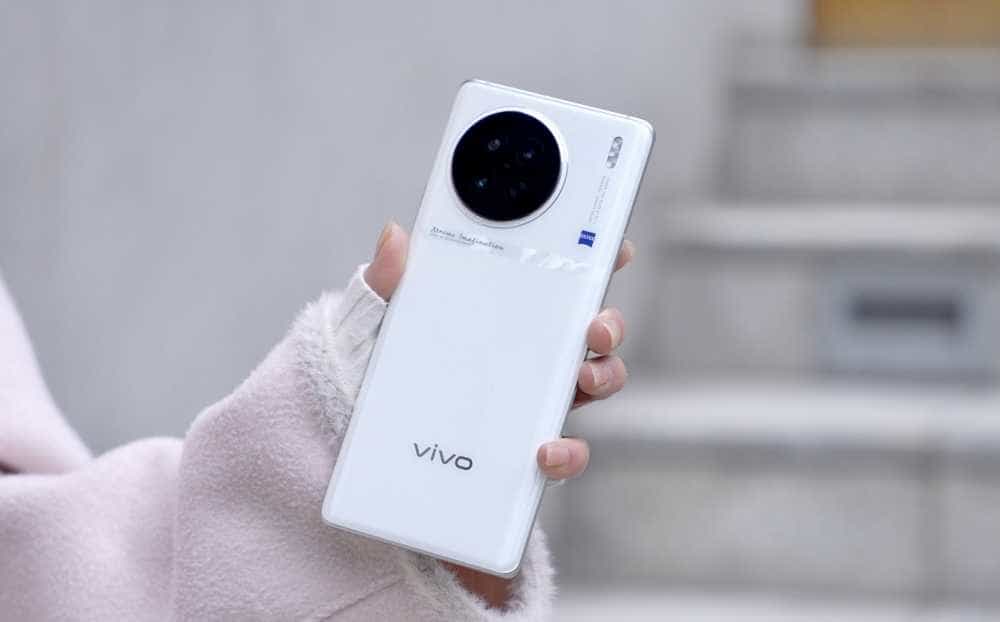 一点都不标准,天玑9200+IMX866+120W,内行人为何推荐vivo X90?