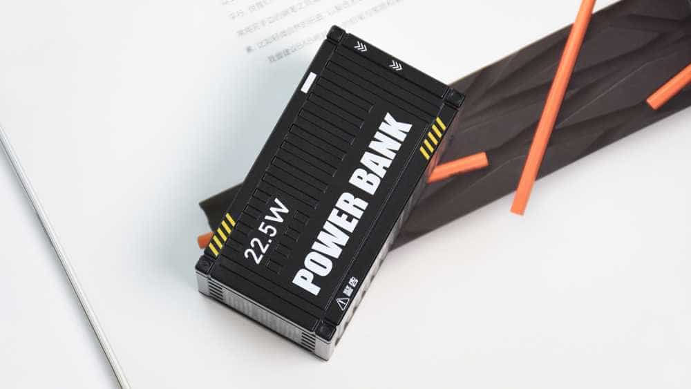 沃品集装箱移动电源:2W毫安大容量,PD快充三口输出