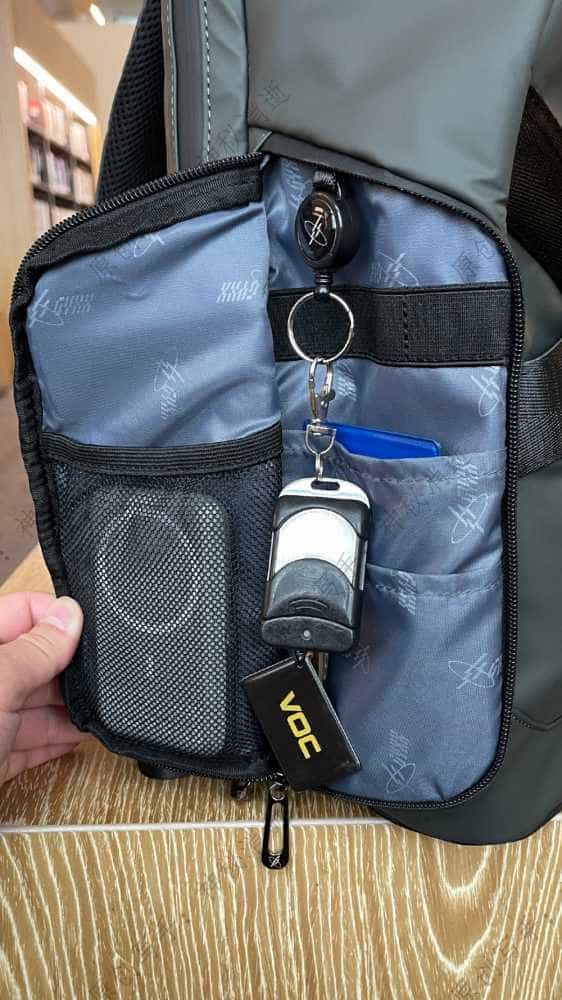 简约舒适人性化,我的通勤伴侣超能装-光影行星『纪元』双肩背包使用体验分享