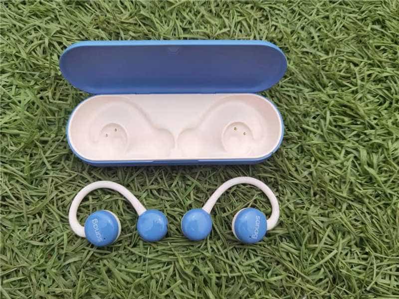 不入耳、不连体,sanag塞那Z61挂耳式耳机,百元体验健康自由高级感