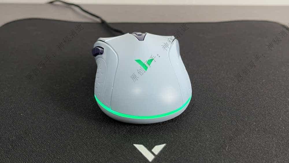 无感延迟、轻灵微操、对称设计、酷炫灯效-雷柏V300W有线无线双模RGB游戏鼠标评测指南